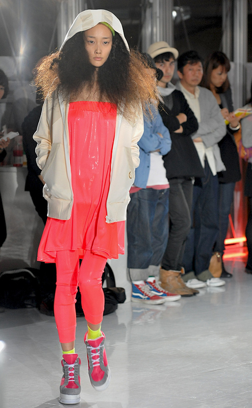 バナル シック ビザール 2010年春夏<span>コレクション</span> - 写真13
