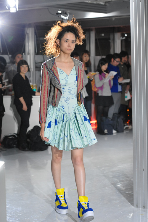 バナル シック ビザール 2010年春夏<span>コレクション</span> - 写真25
