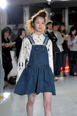 バナル シック ビザール(banal chic bizarre) 2010年春夏ウィメンズ&メンズコレクション  - 写真18