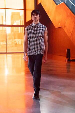 カシミ(QASIMI) 2021-22年秋冬ウィメンズ&メンズコレクション  - 写真5