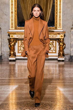 エルマンノ シェルヴィーノ(ERMANNO SCERVINO) 2021-22年秋冬ウィメンズコレクション  - 写真8