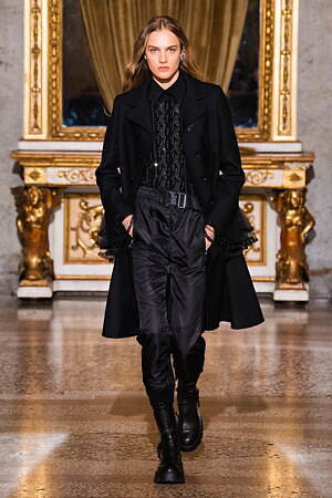 エルマンノ シェルヴィーノ(ERMANNO SCERVINO) 2021-22年秋冬ウィメンズコレクション  - 写真33