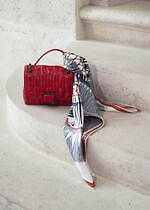 ロンシャン”ふわふわブリオッシュ”着想のキルティングバッグ、くすみグリーンや鮮やかレッド｜写真11