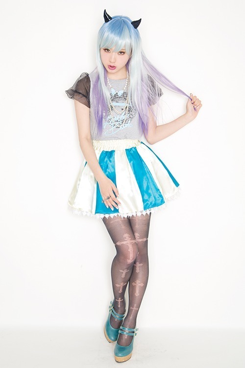 原宿系モデルAMOが手がける新ブランド ‐ デイリーファッションにコスプレ要素をミックス！｜写真3