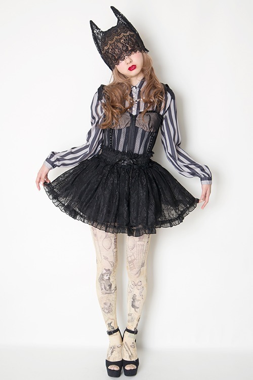 原宿系モデルAMOが手がける新ブランド ‐ デイリーファッションにコスプレ要素をミックス！｜写真4