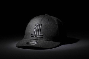 ランバン オン ブルー×ニューエラのロゴ刺繍キャップ、ルミノアとコラボしたボーダーTシャツも