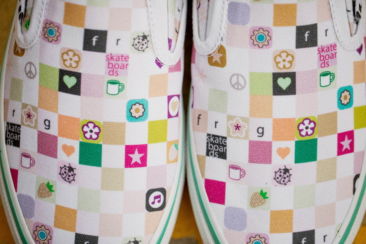 VANSからハート＆カエルのチャーム付きスニーカーなど、フロッグ スケートボーズとコラボ｜写真10