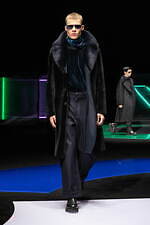 エンポリオ アルマーニ 2021年秋冬メンズコレクション - ポップさを携えた柔らかなエレガンス｜写真17