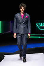 エンポリオ アルマーニ 2021年秋冬メンズコレクション - ポップさを携えた柔らかなエレガンス｜写真18