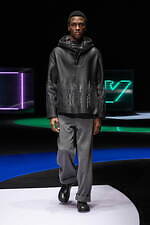 エンポリオ アルマーニ 2021年秋冬メンズコレクション - ポップさを携えた柔らかなエレガンス｜写真20