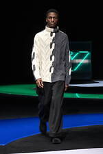 エンポリオ アルマーニ 2021年秋冬メンズコレクション - ポップさを携えた柔らかなエレガンス｜写真25