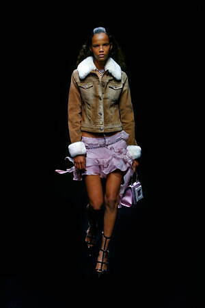 ブルマリン(Blumarine) 2021-22年秋冬ウィメンズコレクション  - 写真12