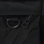 ポーターとヨウジヤマモトが初コラボ、大胆なファスナー×チェーンを配した“マットブラック”バッグ｜写真38