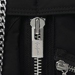 ポーターとヨウジヤマモトが初コラボ、大胆なファスナー×チェーンを配した“マットブラック”バッグ｜写真64