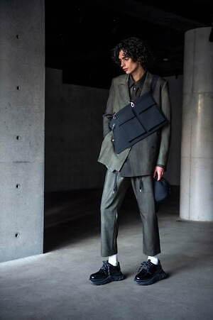 リヒト・ベシュトレーベン(Licht Bestreben) 2021-22年秋冬メンズコレクション  - 写真22