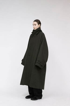 ヴォアーブ(VOAAOV) 2021-22年秋冬ウィメンズ&メンズコレクション  - 写真9