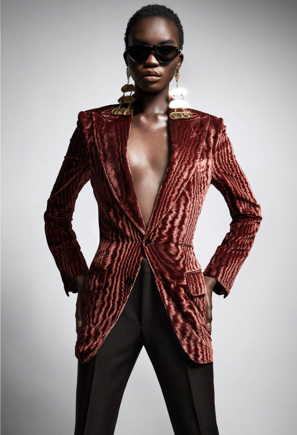 トムフォード　レッド　ドレス TOM FORD Asymmetric Dress in Red | FWRD