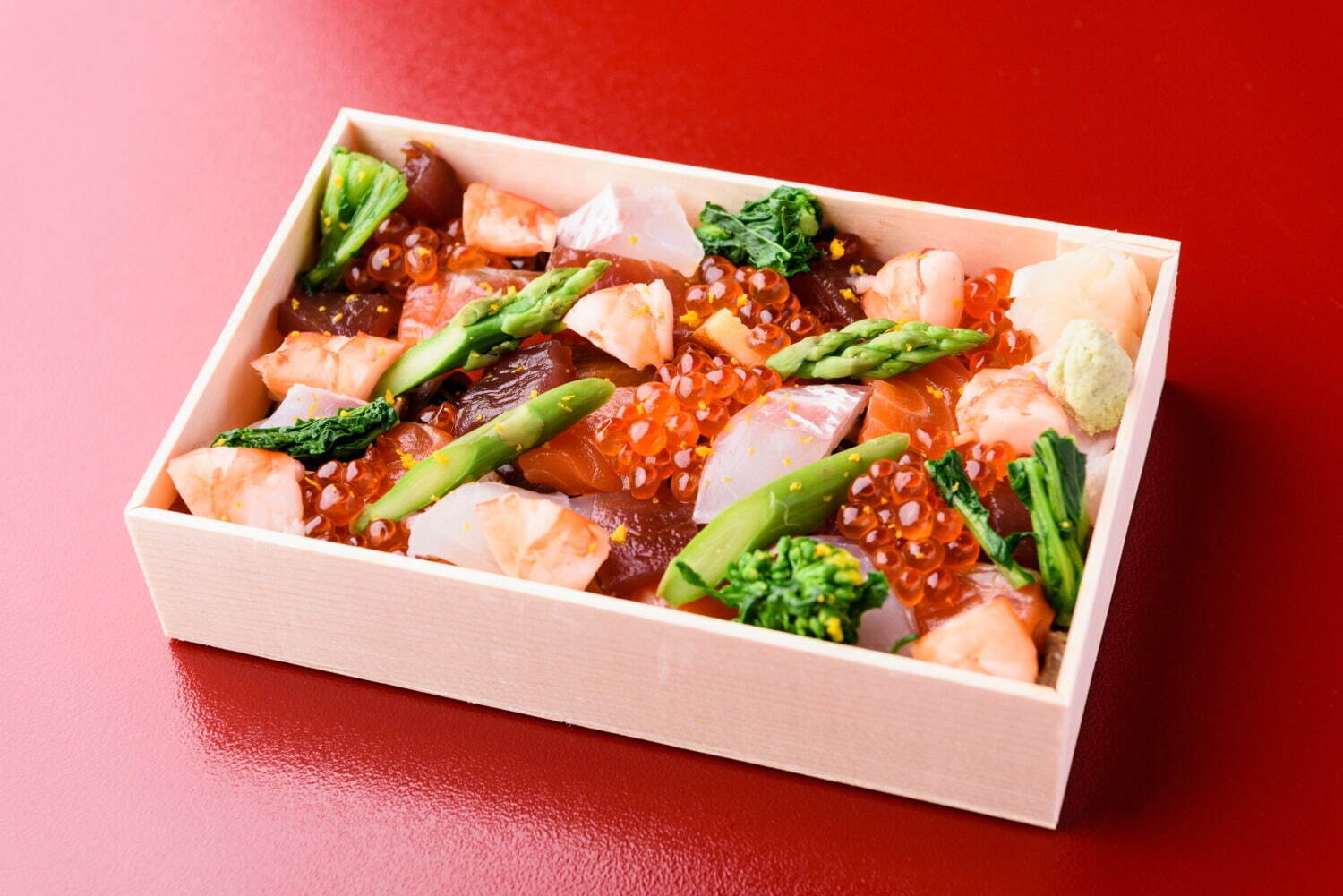 日本橋の桜フェスティバル - 桜色ライトアップでお花見、約170店“苺・桜”限定スイーツやフードも｜写真8