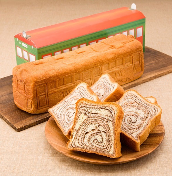 関西の人気パンが楽しめる「ハービス パンマルシェ」大阪で、総勢27店舗の総菜・菓子パン｜写真6
