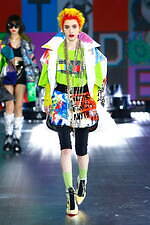 ドルチェ＆ガッバーナ 21年秋冬ウィメンズコレクション - 未来への好奇心、リアルとデジタルの往来｜写真16