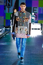 ドルチェ＆ガッバーナ 21年秋冬ウィメンズコレクション - 未来への好奇心、リアルとデジタルの往来｜写真39