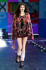 ドルチェ＆ガッバーナ 21年秋冬ウィメンズコレクション - 未来への好奇心、リアルとデジタルの往来｜写真49