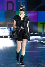 ドルチェ＆ガッバーナ 21年秋冬ウィメンズコレクション - 未来への好奇心、リアルとデジタルの往来｜写真60