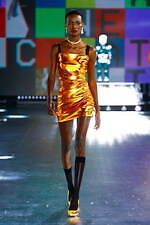 ドルチェ＆ガッバーナ 21年秋冬ウィメンズコレクション - 未来への好奇心、リアルとデジタルの往来｜写真65