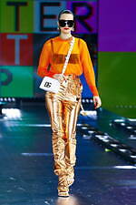 ドルチェ＆ガッバーナ 21年秋冬ウィメンズコレクション - 未来への好奇心、リアルとデジタルの往来｜写真66