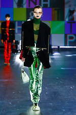 ドルチェ＆ガッバーナ 21年秋冬ウィメンズコレクション - 未来への好奇心、リアルとデジタルの往来｜写真67