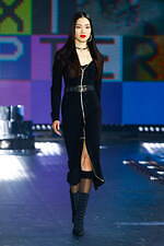 ドルチェ＆ガッバーナ 21年秋冬ウィメンズコレクション - 未来への好奇心、リアルとデジタルの往来｜写真87