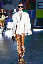 ドルチェ＆ガッバーナ 21年秋冬ウィメンズコレクション - 未来への好奇心、リアルとデジタルの往来｜写真113