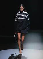 ヴァレンティノ 2021年秋冬ウィメンズコレクション - 裂け目──ドラマティックなコントラスト｜写真32