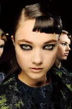 M·A·Cが発信する2013-14秋冬メイクアップトレンド - パンキッシュ VS エフォートレス｜写真23