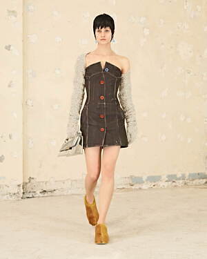 アクネ ストゥディオズ 2021年秋冬ウィメンズコレクション - 装いのダイナミズム｜写真16