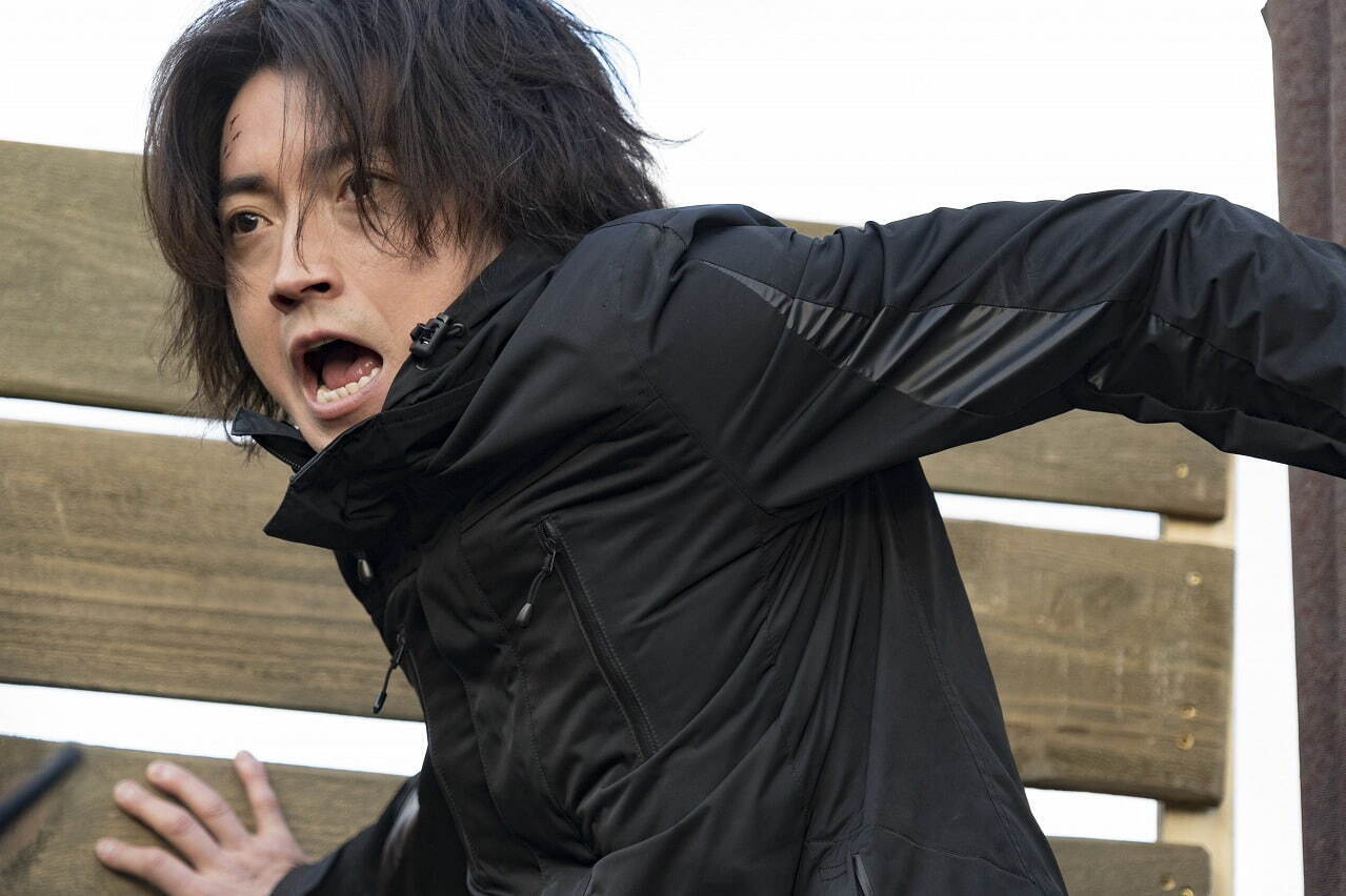 藤原竜也×竹内涼真にインタビュー、映画『太陽は動かない』過酷