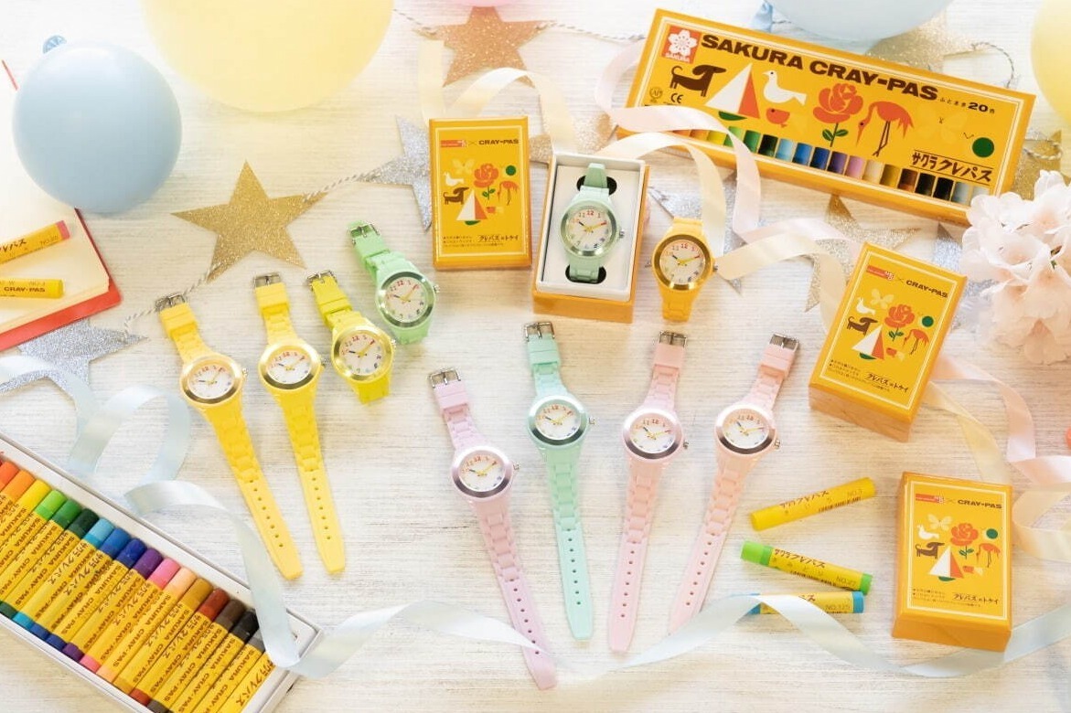 「クレパス柄トケイ」