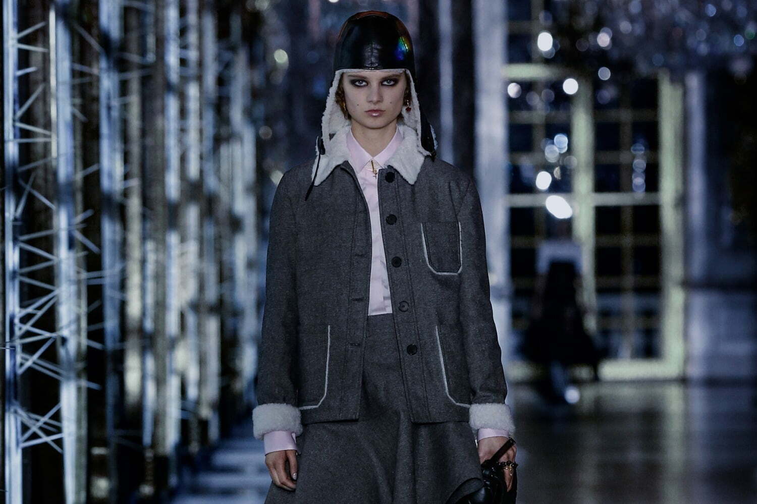 ディオール 2021-2022秋冬 プレタポルテ コレクション - 「おとぎ話の世界」へ…