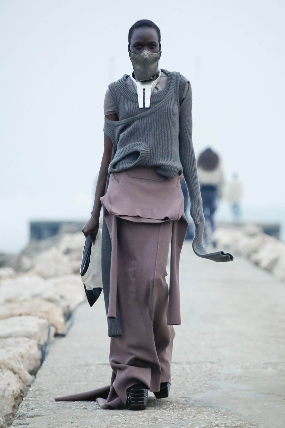 リック・オウエンス(Rick Owens) 2021-22年秋冬ウィメンズコレクション  - 写真24