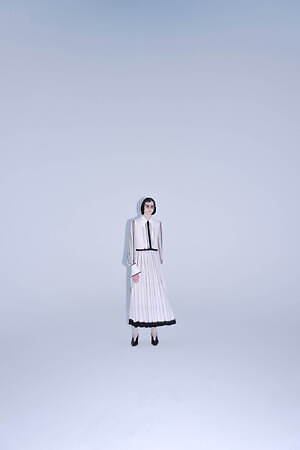 マメ クロゴウチ(Mame Kurogouchi) 2021-22年秋冬ウィメンズコレクション  - 写真1