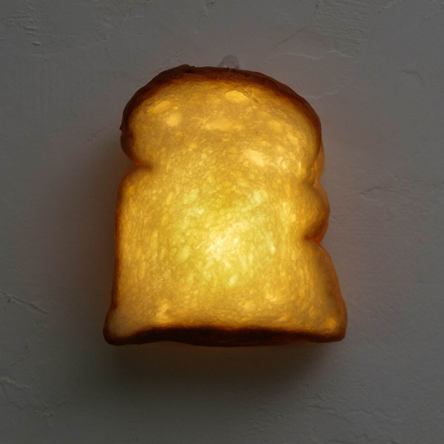 トースト(山食) Bread Lamp(電池タイプ) LEDライト 7,480円(税込)