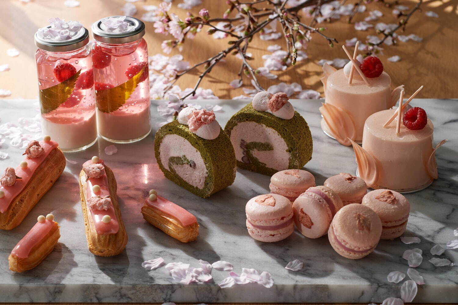 アンダーズ 東京のさくらアフタヌーンティー スイーツ 桜風味のエクレアやチーズケーキなど ファッションプレス