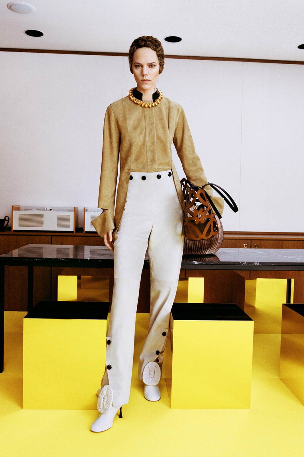 ロエベ(LOEWE) 2021-22年秋冬ウィメンズコレクション  - 写真20