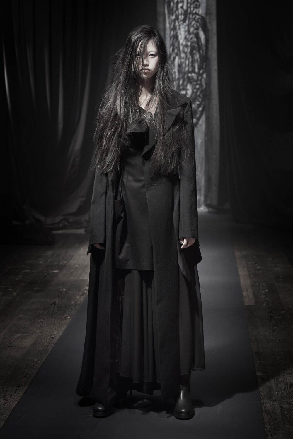 ヨウジヤマモト(Yohji Yamamoto) 2021-22年秋冬ウィメンズコレクション  - 写真6