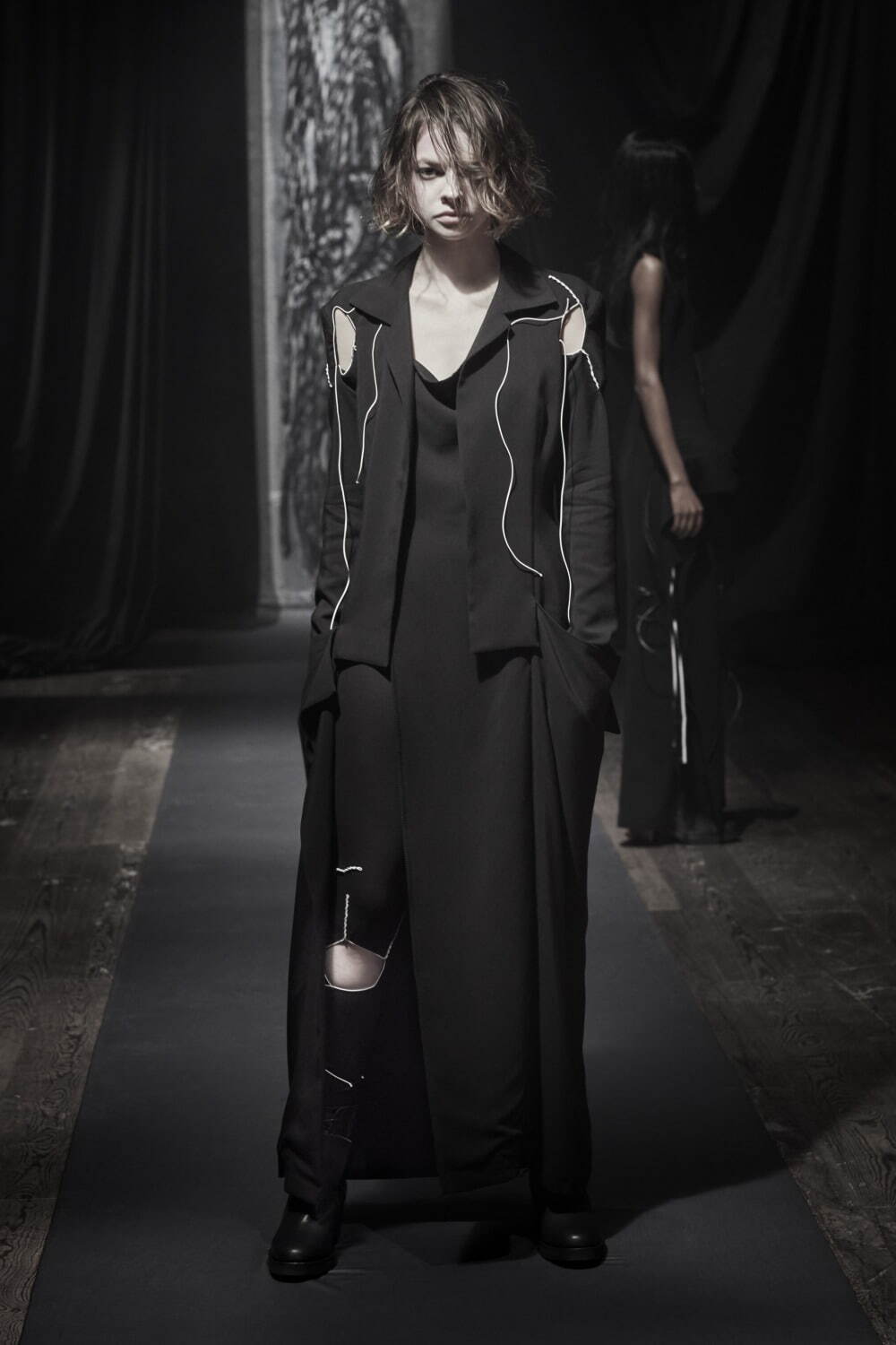 ヨウジヤマモト(Yohji Yamamoto) 2021-22年秋冬ウィメンズコレクション  - 写真10