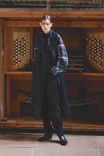 ウジョー 2021-22年秋冬コレクション、“3ピース”で作る新たなセットアップスタイル｜写真32