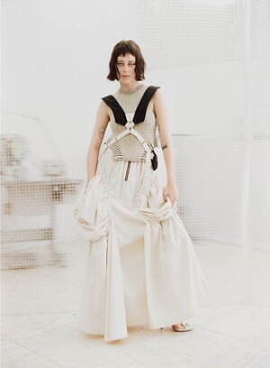 アキコアオキ(AKIKOAOKI) 2021-22年秋冬ウィメンズコレクション  - 写真6