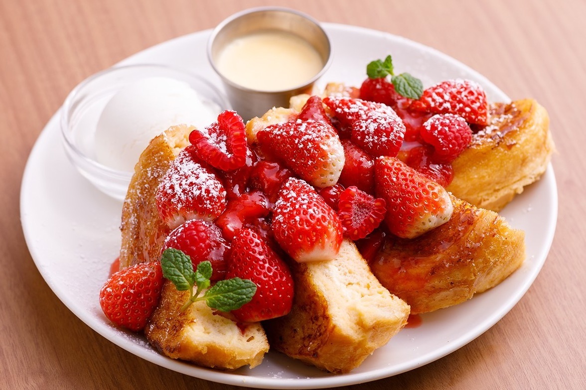 アイボリッシュの春限定フレンチトースト、ミルクティー＆ピスタチオや“リキュール香る”いちごなど