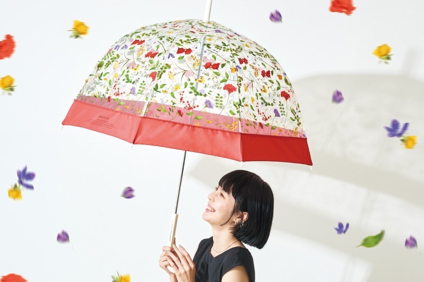 雨傘｜Wpc.“花々が宙を舞う”ビニール傘に新作、カラフルフラワーを散りばめたドーム型