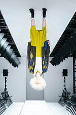 アンリアレイジ 2021年秋冬コレクション - “天と地”がひっくり返ったら？｜写真10